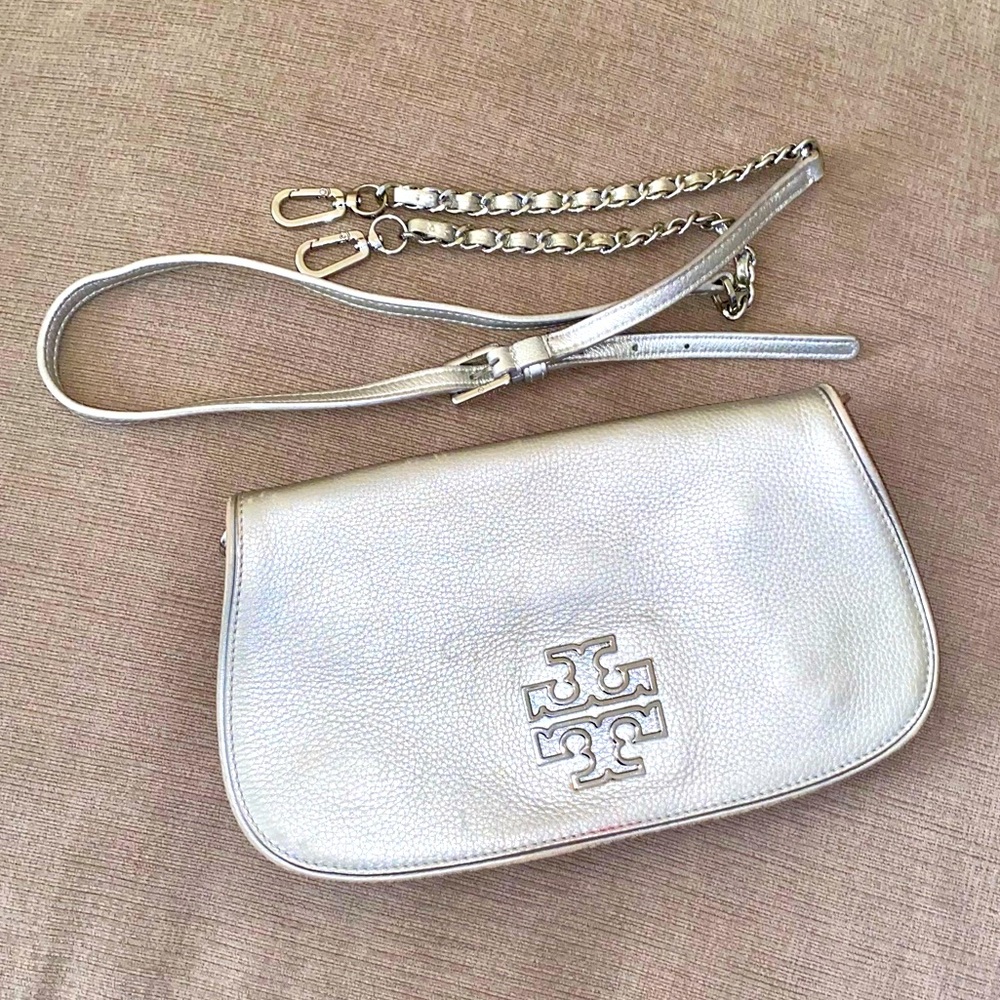 Tory Burch Metallic Leather Britten Convertable Clutch/Shoulder/Crossbody Silver